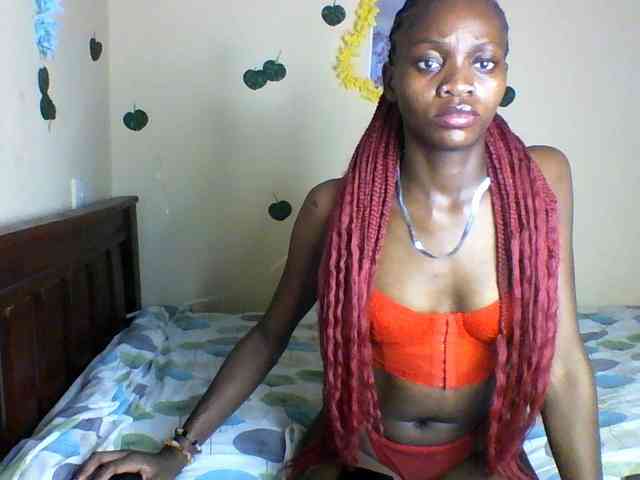 Luna-Noir webcam