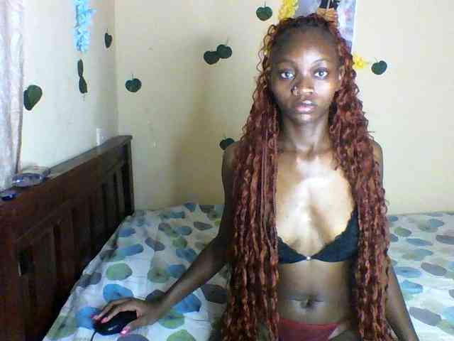 Luna-Noir webcam