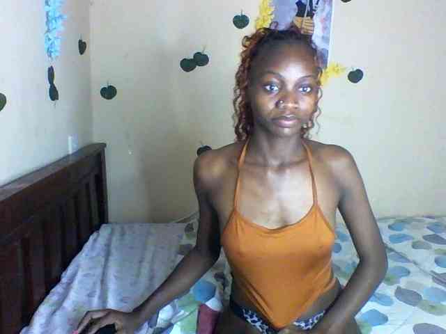 Luna-Noir webcam