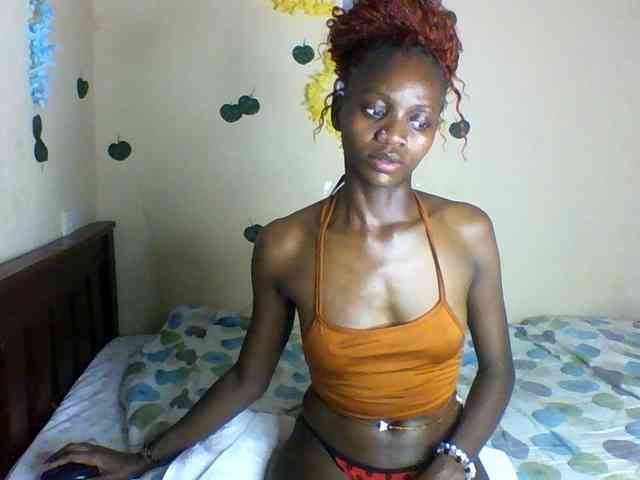 Luna-Noir webcam