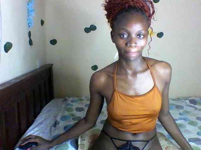 Luna-Noir webcam