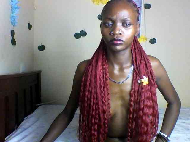 Luna-Noir webcam