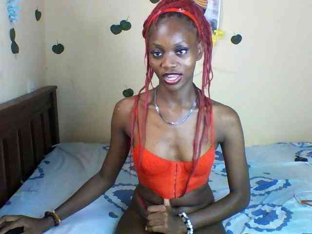 Luna-Noir webcam
