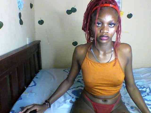 Luna-Noir webcam