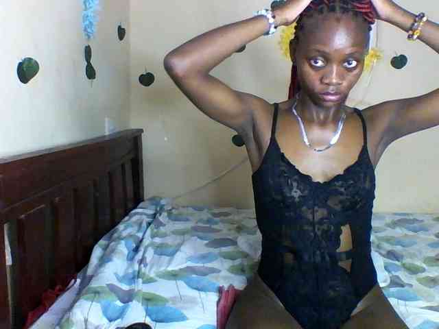 Luna-Noir webcam