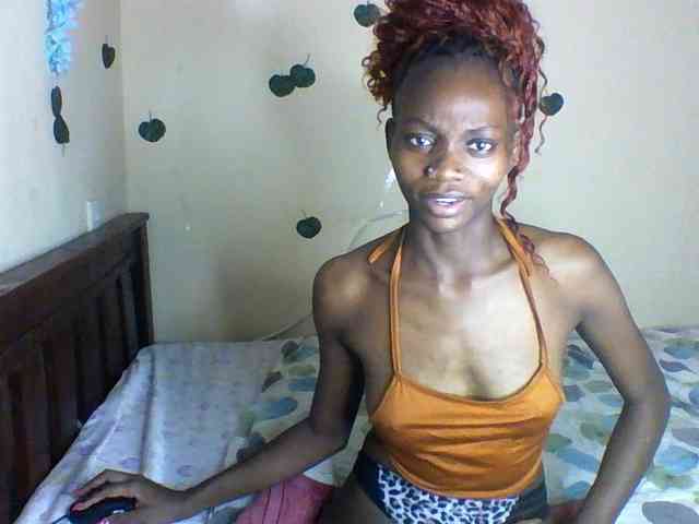 Luna-Noir webcam
