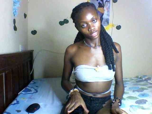 Luna-Noir webcam