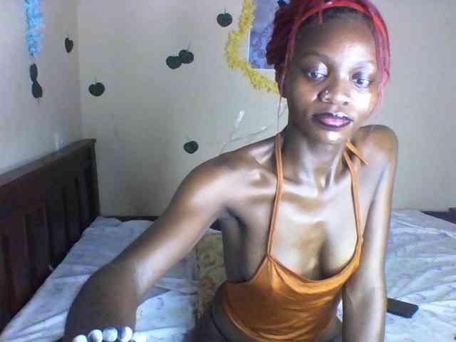 Luna-Noir webcam