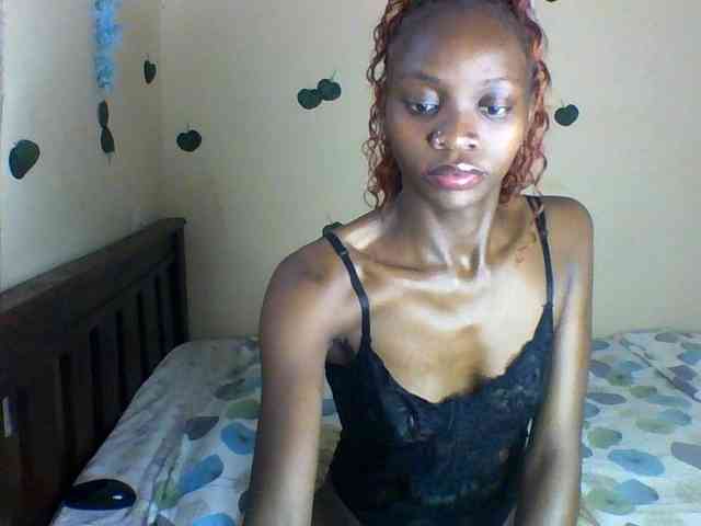 Luna-Noir webcam