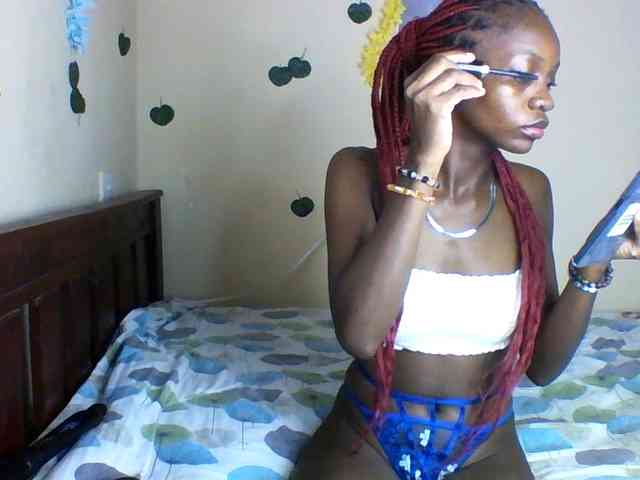 Luna-Noir webcam
