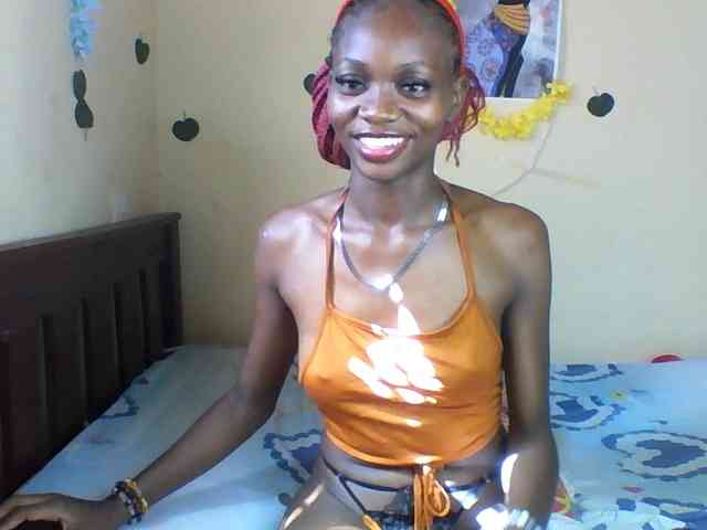 Luna-Noir webcam