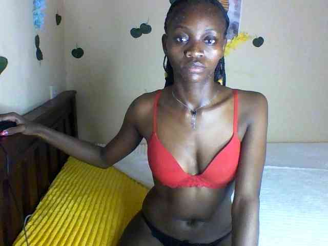 Luna-Noir webcam
