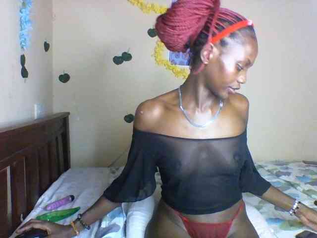 Luna-Noir webcam
