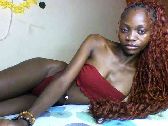 Luna-Noir webcam