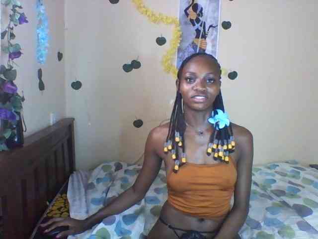 Luna-Noir webcam