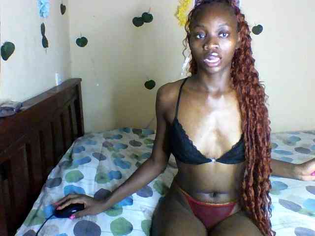 Luna-Noir webcam