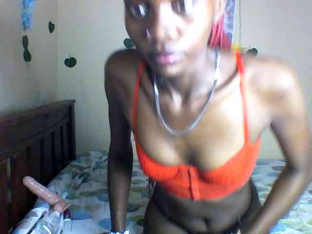 Luna-Noir webcam