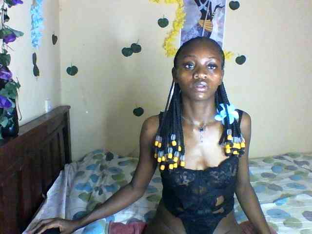 Luna-Noir webcam