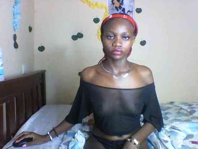 Luna-Noir webcam