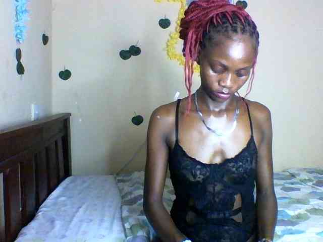 Luna-Noir webcam