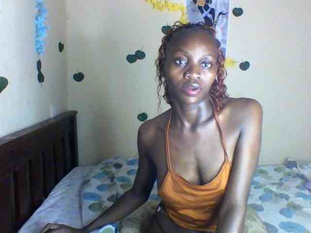 Luna-Noir webcam