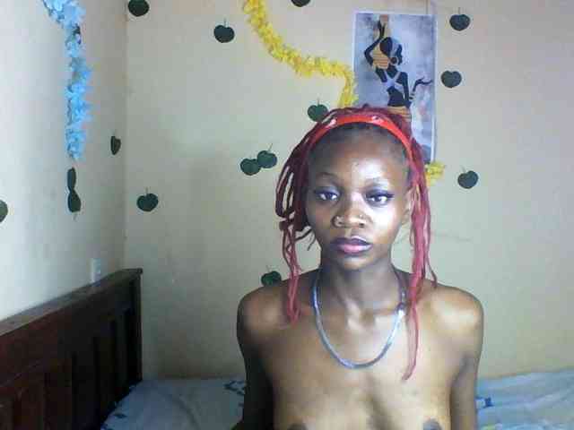 Luna-Noir webcam