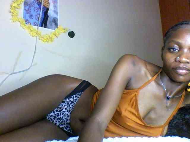 Luna-Noir webcam