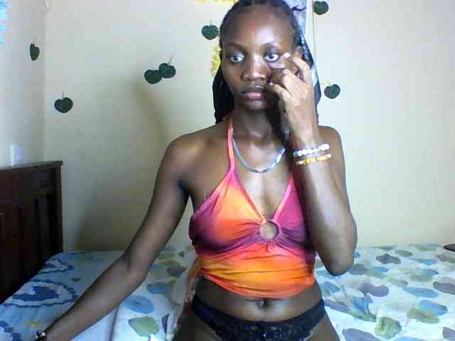 Luna-Noir webcam