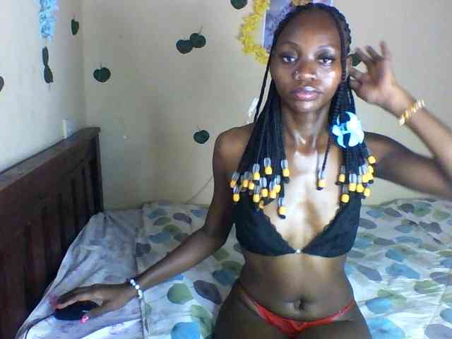 Luna-Noir webcam
