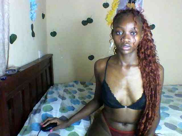 Luna-Noir webcam