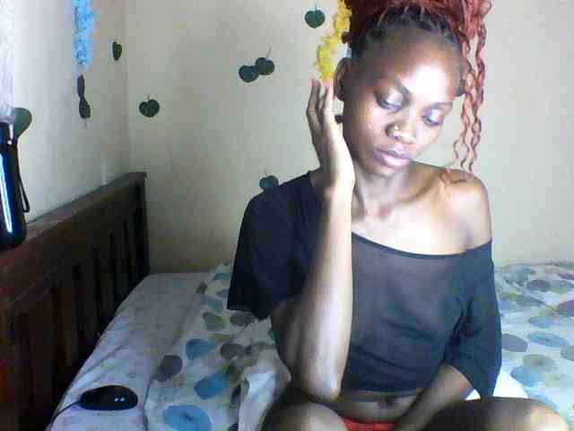 Luna-Noir webcam