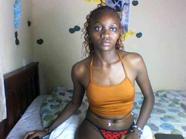 Luna-Noir webcam