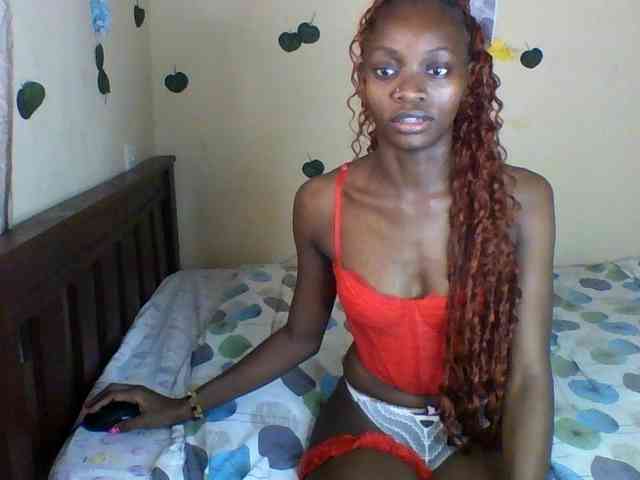 Luna-Noir webcam