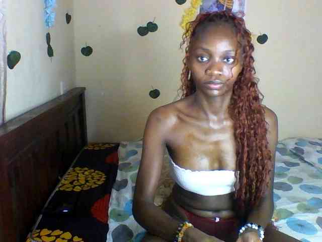 Luna-Noir webcam