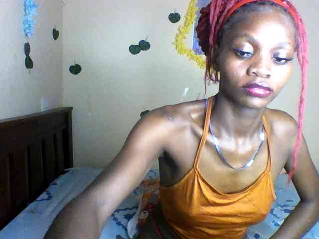 Luna-Noir webcam