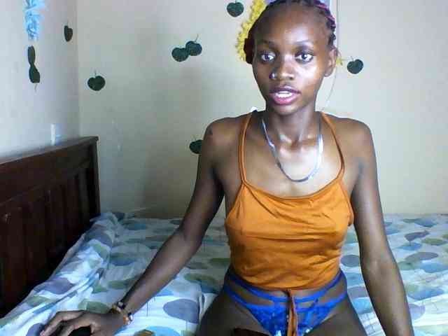 Luna-Noir webcam