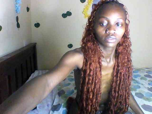 Luna-Noir webcam