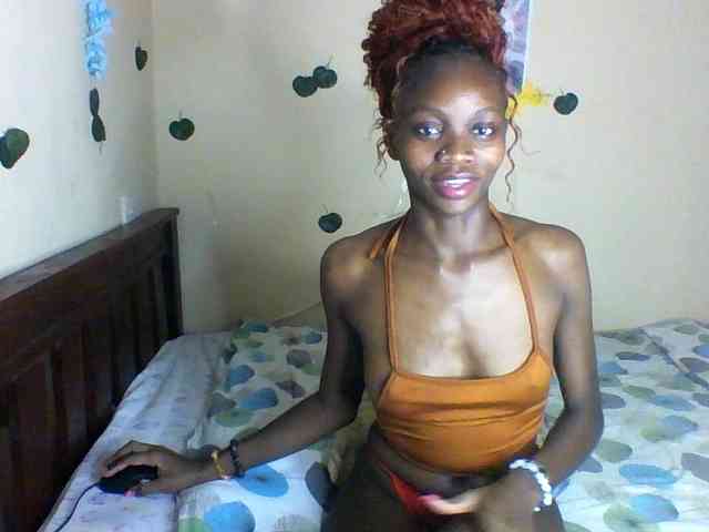 Luna-Noir webcam