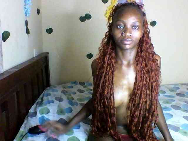 Luna-Noir webcam