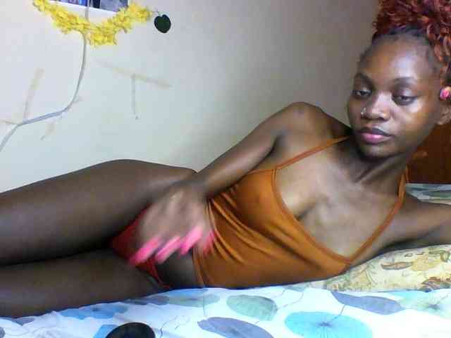 Luna-Noir webcam