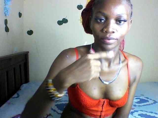 Luna-Noir webcam
