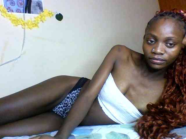 Luna-Noir webcam