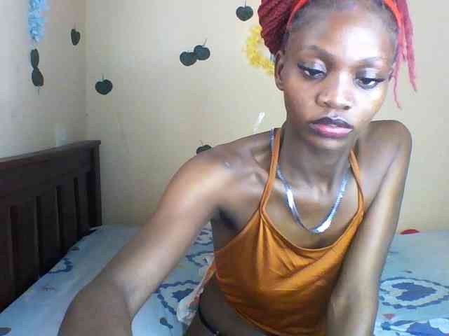 Luna-Noir webcam