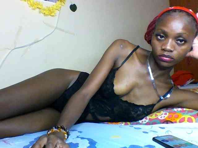 Luna-Noir webcam