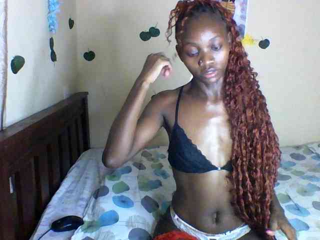 Luna-Noir webcam