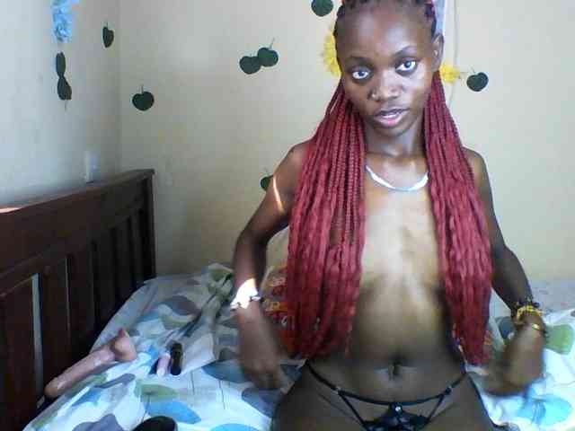 Luna-Noir webcam