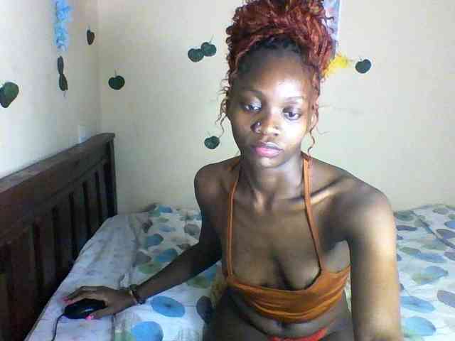 Luna-Noir webcam