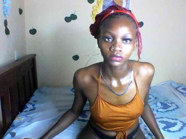 Luna-Noir webcam