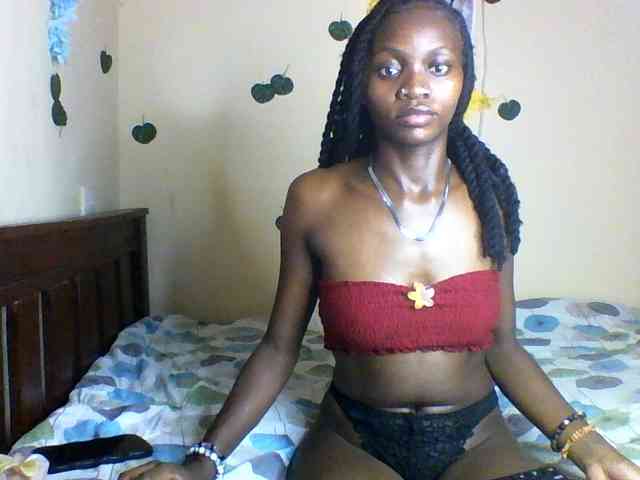 Luna-Noir webcam