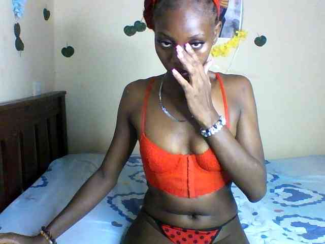 Luna-Noir webcam